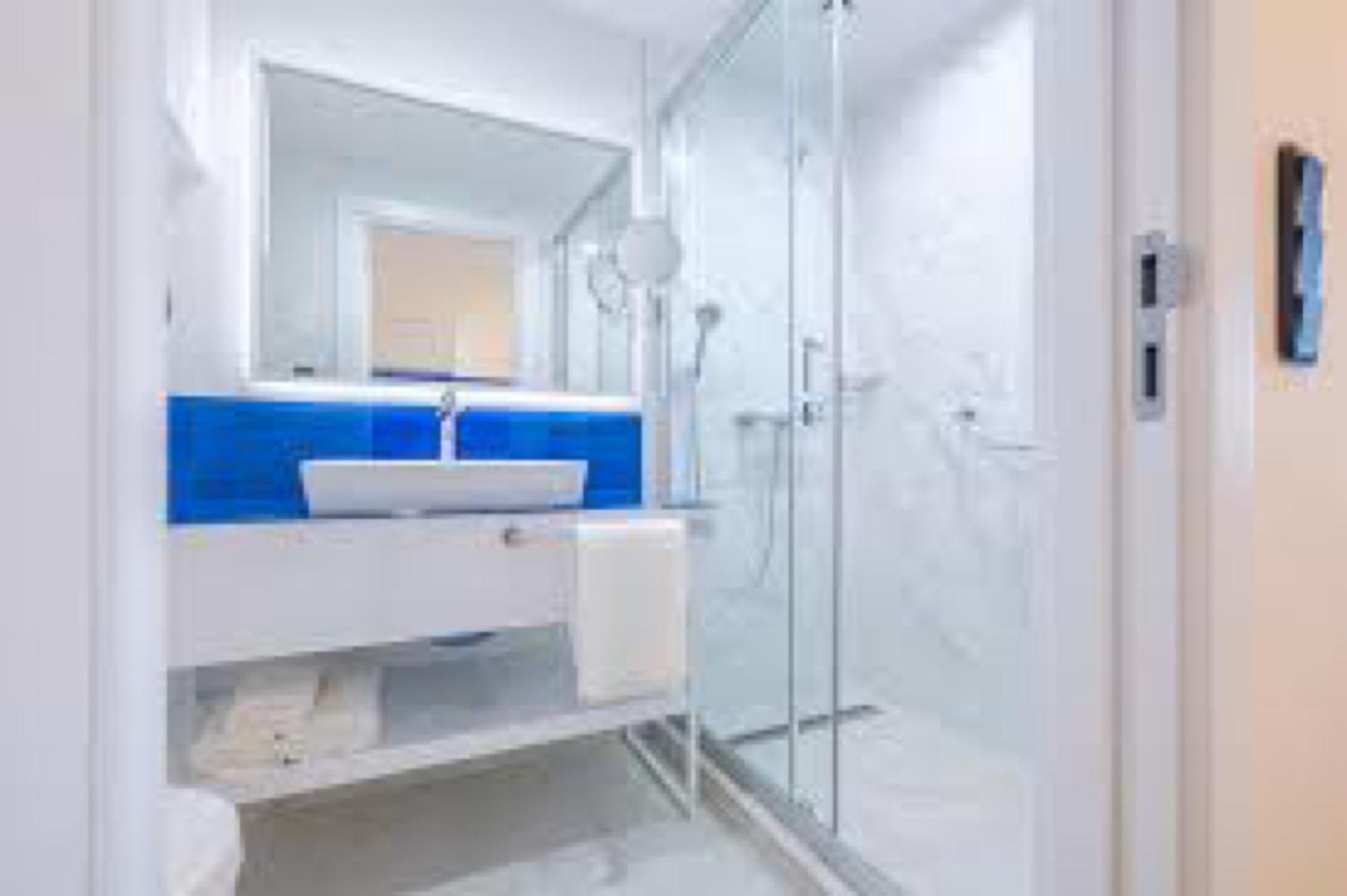 Sea View Orbi City Aparthotel Μπατούμι Εξωτερικό φωτογραφία